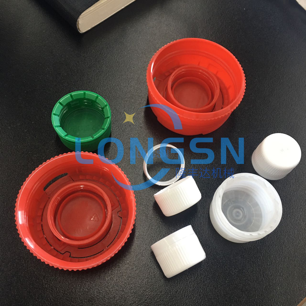 Machine de tranche de capuchon