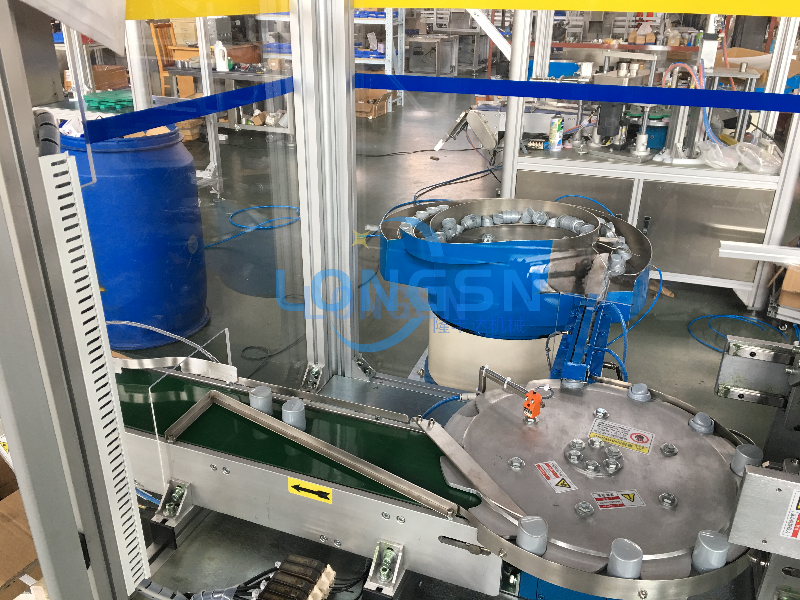 machine de fermeture de capuchon